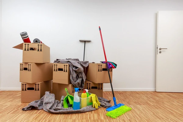 Move-Out Cleaning